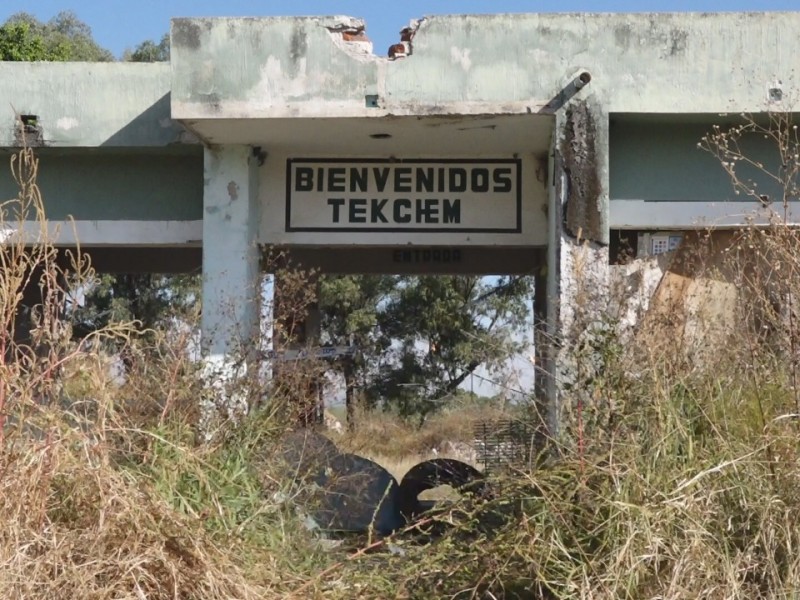 Ciudadanos buscan instalarse en predios cercanos a Tekchem