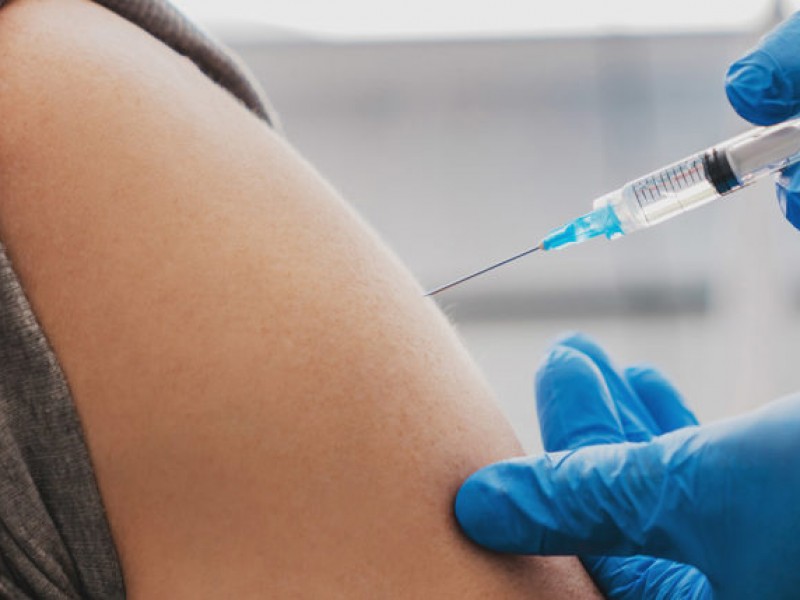 Ciudadanos confían en la vacuna contra la influenza