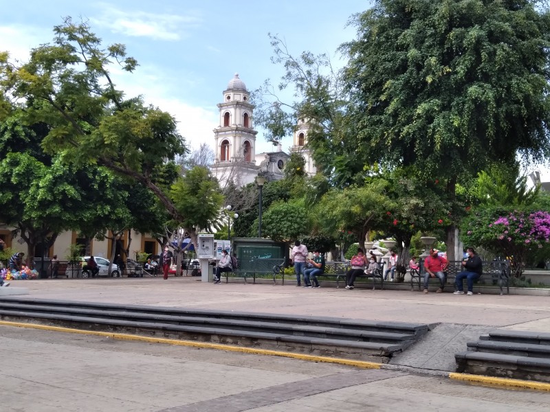 Ciudadanos consideran oportuno que establecimientos soliciten certificado de vacunación