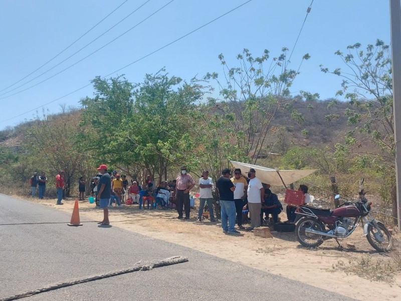 Ciudadanos de la Ventosa niegan cobrar cuotas a transporte público