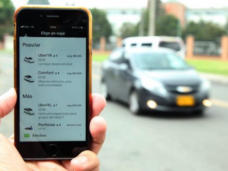 Ciudadanos opinan que ingreso de Uber beneficiara a usuarios.