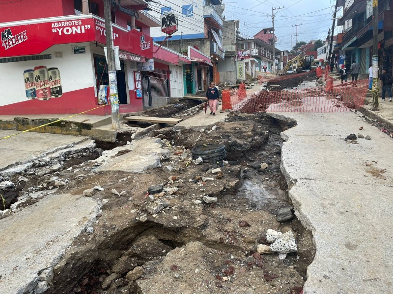 Ciudadanos piden acelerar obra de rehabilitación