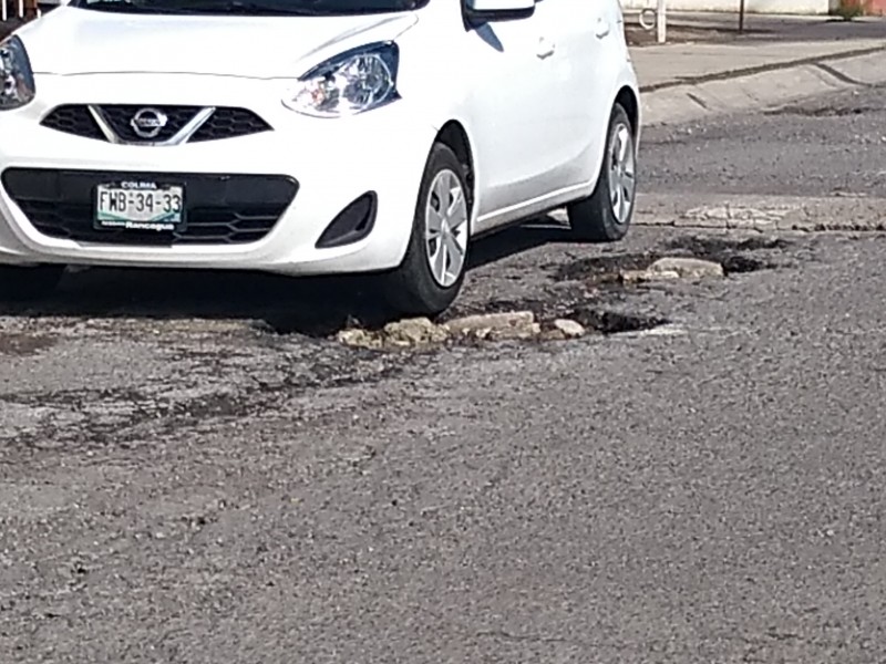 Ciudadanos pueden ser indemnizados por daños en baches