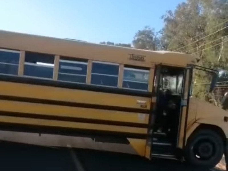 Civiles armados despojan a trabajadores de camión en carretera Chinitos-Angostura
