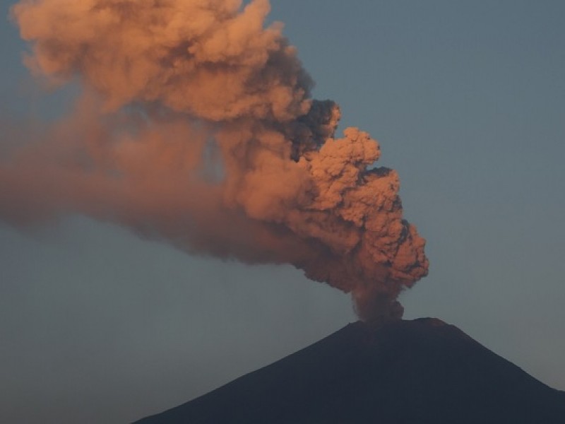 Clases a distancia en Puebla, por ceniza del Popocatépetl