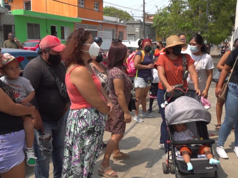 Clases a distancia mermó educación de estudiantes:Padres de familia