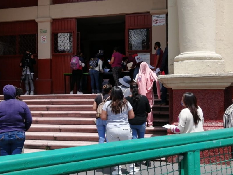 Clases en línea sin convencer a padres de familia