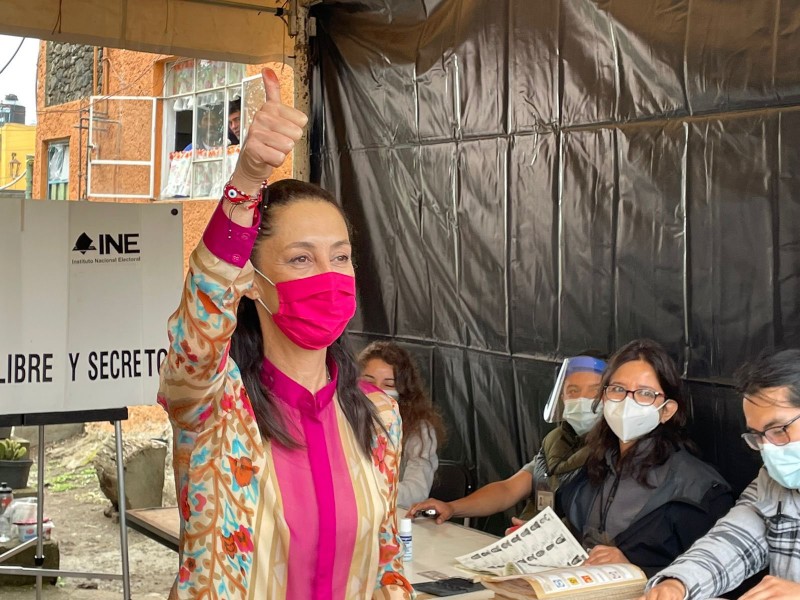 Claudia Sheinbaum emite su voto en Tlalpan