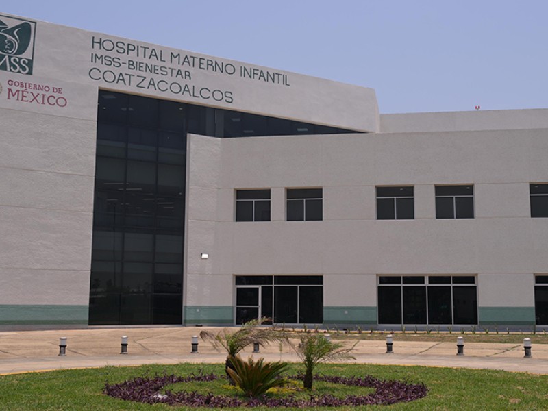 Claudia Sheinbaum inaugura hospital materno en Coatzacoalcos