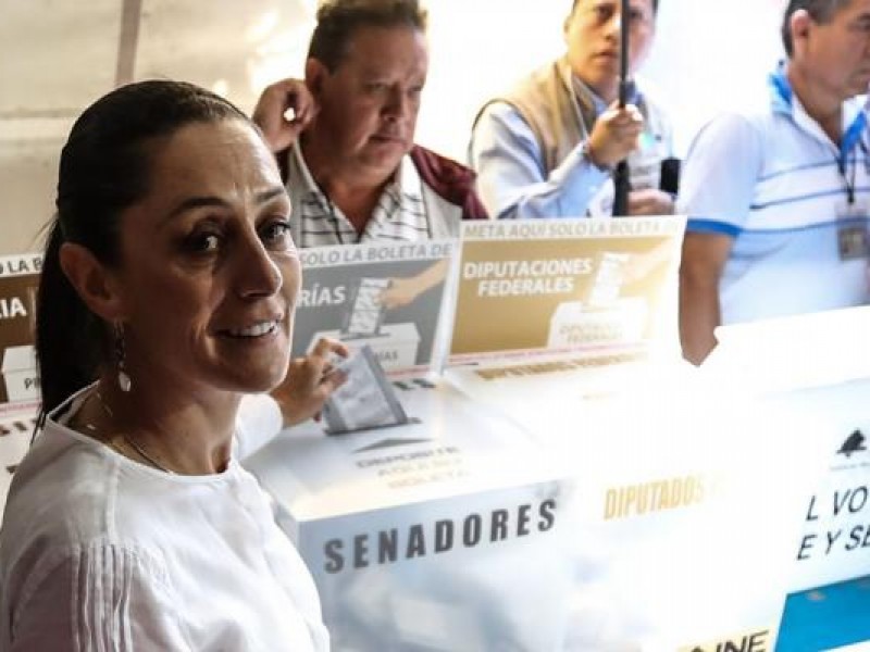 Claudia Sheinbaum vota por Poniatowska a la CDMX