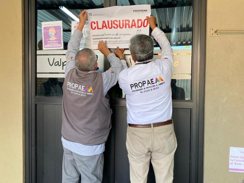 Clausuran 3 construcciones en Toluca