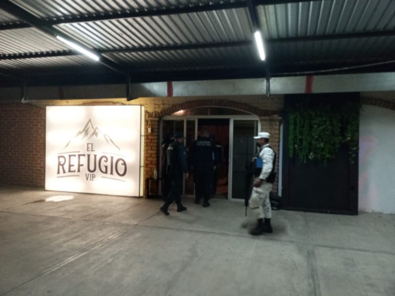 Clausuran bar en Tepic durante operativo COVID