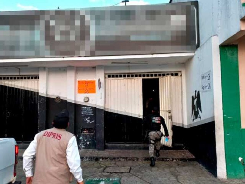 Clausuran bares y cantinas por incumplir reglamento de operación