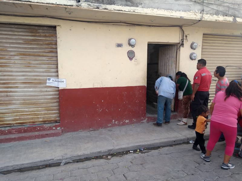 Clausuran bodega de medicamento veterinario caducado