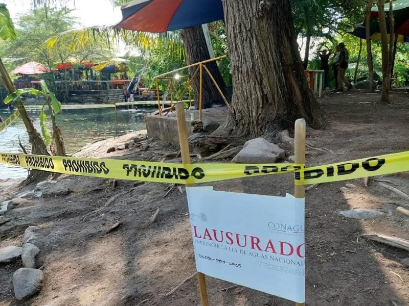 Clausuran enramada turística en Los Amiales