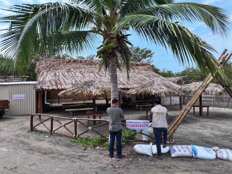 Clausuran obras en playa La Boquita por carecer de autorización ambiental