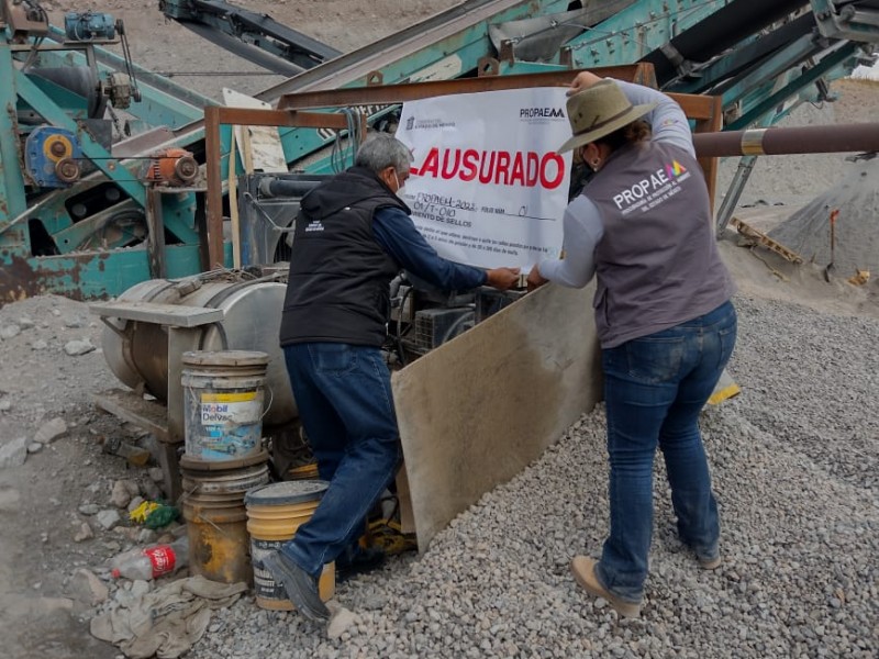 Clausuran predios en Toluca por no cumplir la ley