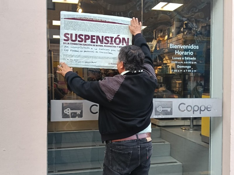 Clausuran tienda departamental en Cholula