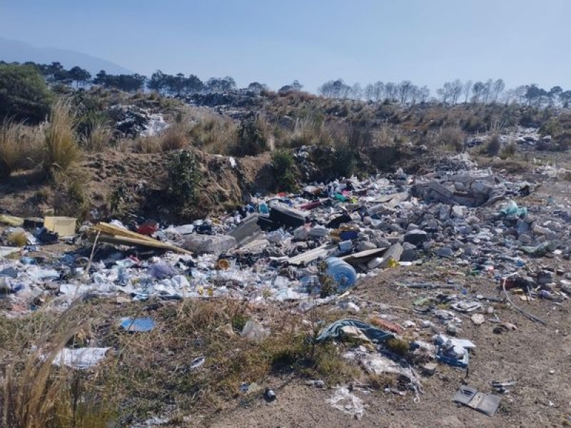 Clausuran tiraderos clandestinos en el Valle Perote