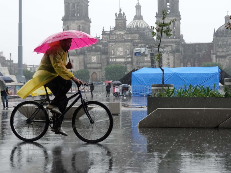 Clima extremo: lluvias torrenciales y calor sofocante en México