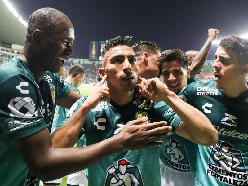 Club León cumple con el pronóstico y avanza a semifinales