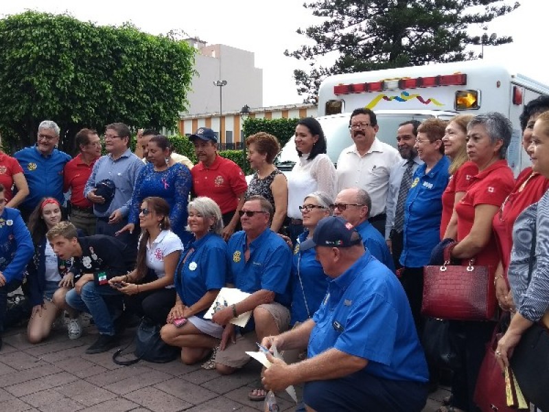 Club Rotario dona una ambulancia al ayuntamiento