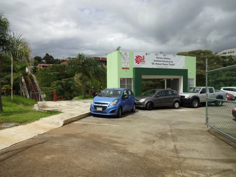 CMAS niega corte de agua a escuelas