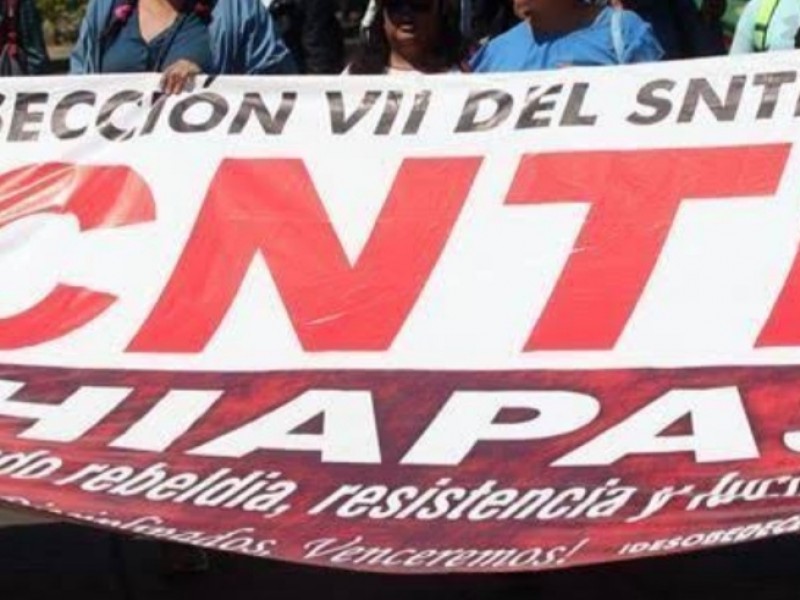 CNTE anuncia bloqueos carreteros para uno de mayo