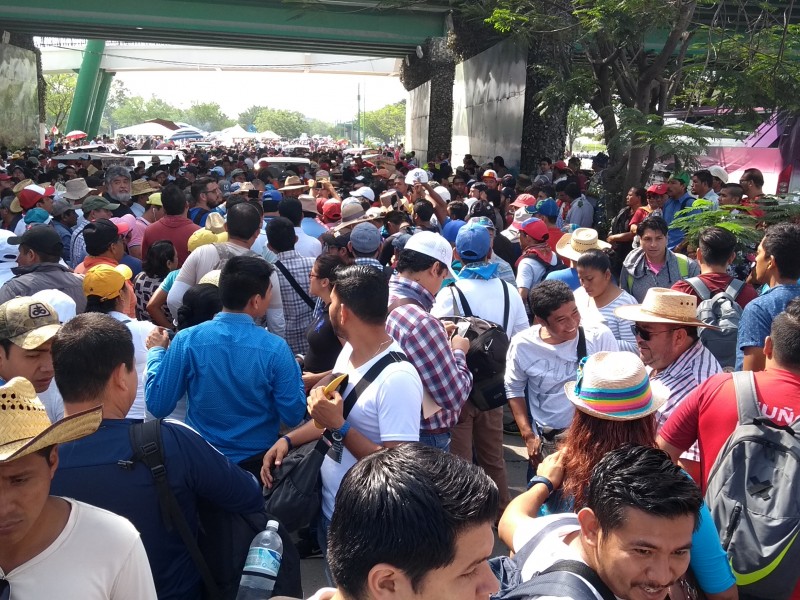 CNTE inicia marcha y paro indefinido en Chiapas