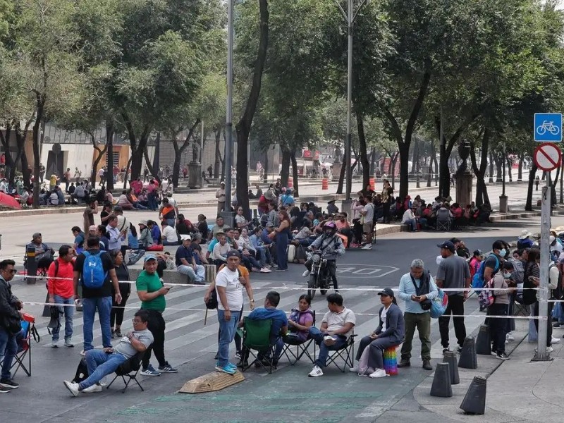 CNTE presiona con bloqueos; rechaza propuesta del gobierno