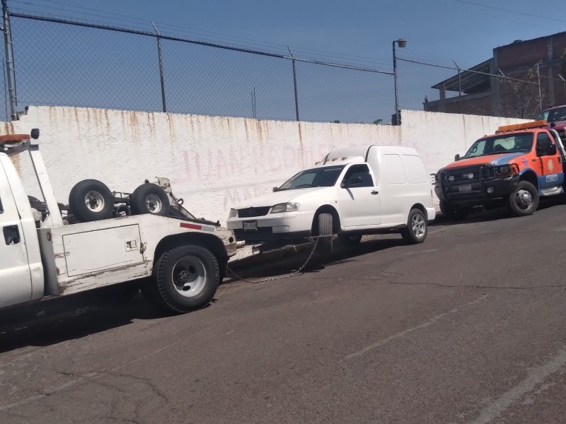 Cobros desmedidos por grúas obligan a nueva regulación en Michoacán