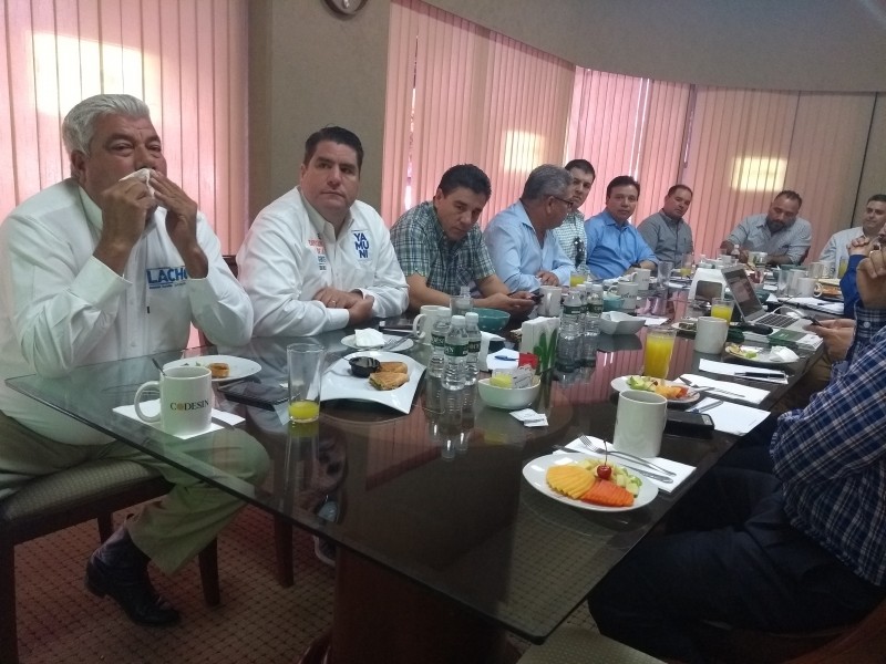 CODESIN recibe a candidatos 