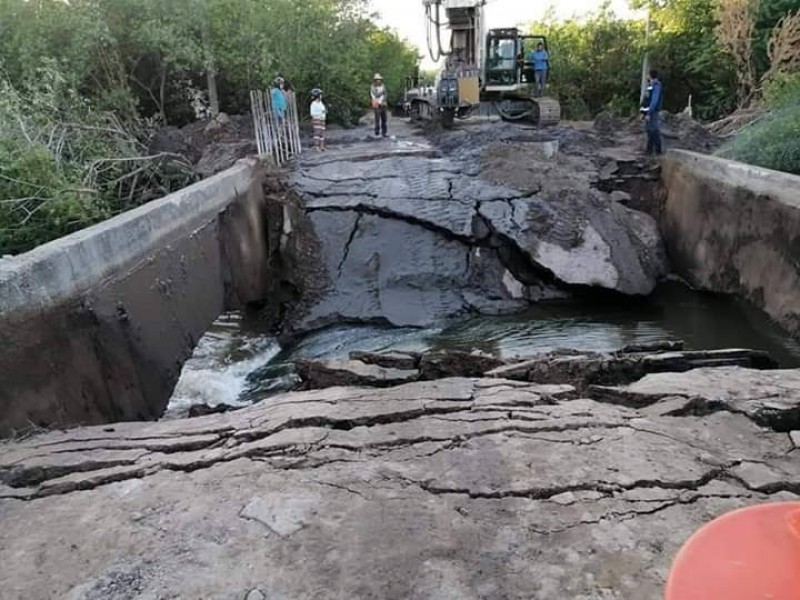 Colapsó puente carretero en San Blas