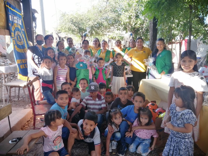 Ciudad Esmeralda y Megacable realizan convivio infantil en colonia Ferrocarrilera