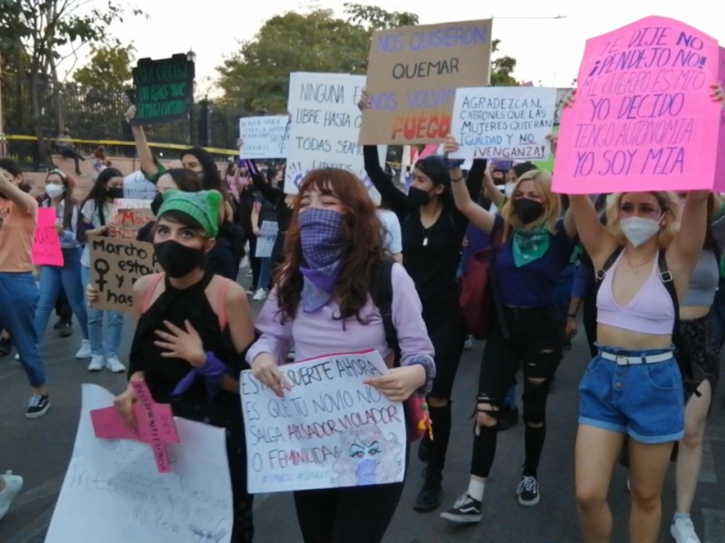 Colectivo de mujeres se manifestaron en la Obregón