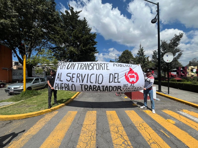 Colectivo “No al Tarifazo” se manifiesta, rechazan aumento de pasaje en EDOMEX