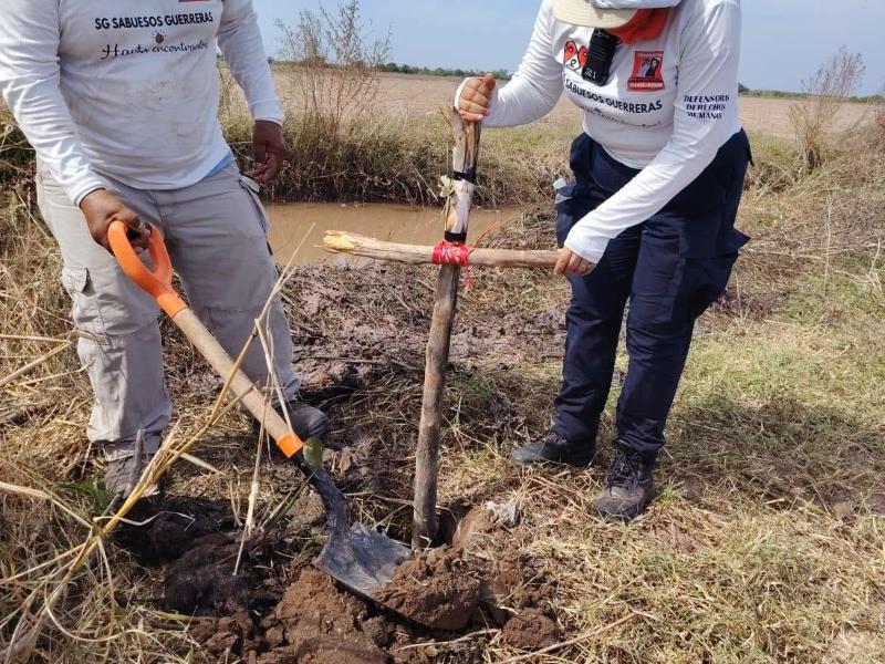 Colectivo Sabuesos Guerreras localiza restos óseos humanos en zona rural de Angostura