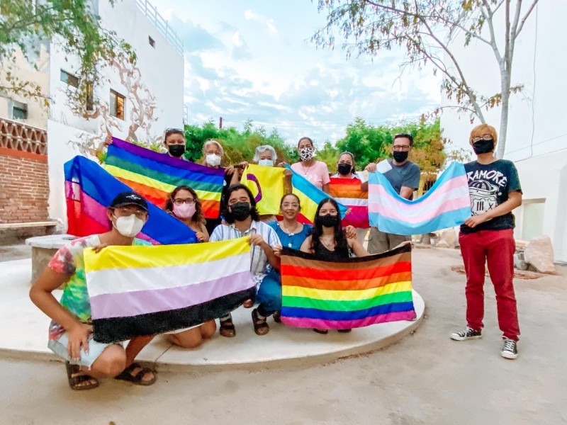 Colectivos han sido de gran ayuda para personas LGBTTQ+