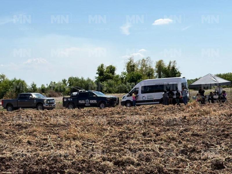 Colectivos localizan cuerpo en fosa clandestina de Villa Juárez