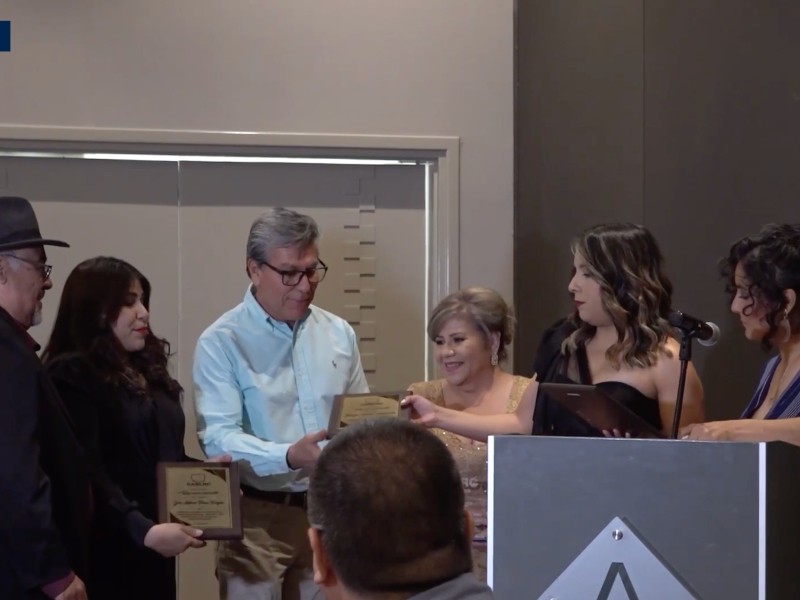 Colegio de Arquitectos rendirá homenaje póstumo a cinco destacados profesionistas Colegio de Arquitectos rendirá homenaje póstumo a cinco destacados profesionistas