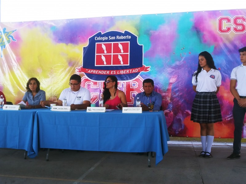 Colegio San Roberto presenta la 3k Colores