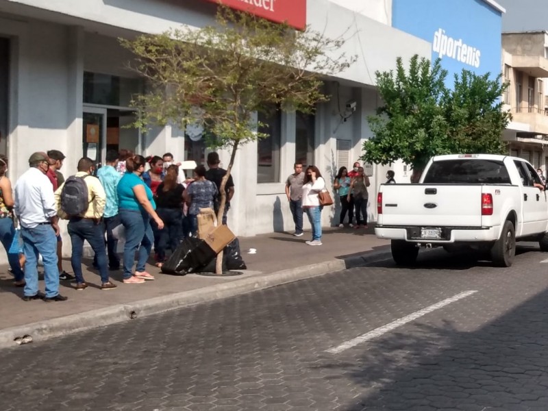 Colima: 20 positivos y 1 defunción Covid-19 en un día