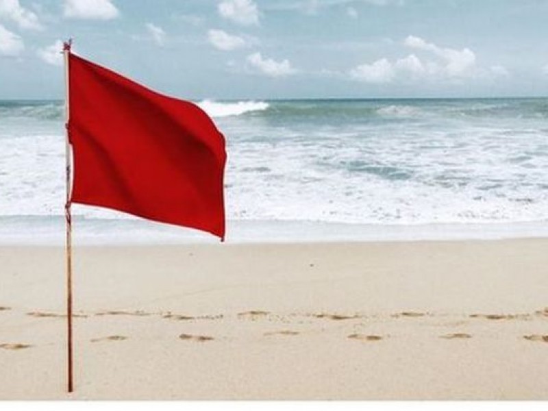 Colocan banderas rojas en playas de Nayarit.
