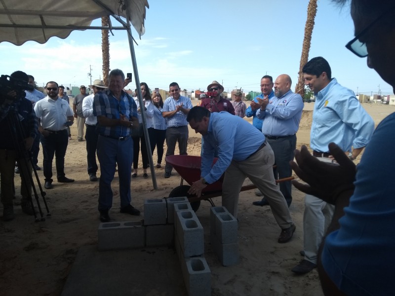 Colocan primera piedra del nuevo fraccionamiento