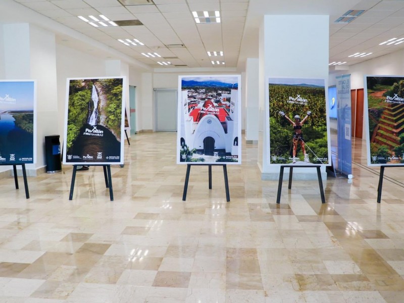 Colocan publicidad turística de Petatlán en Aeropuerto de Ixtapa-Zihuatanejo