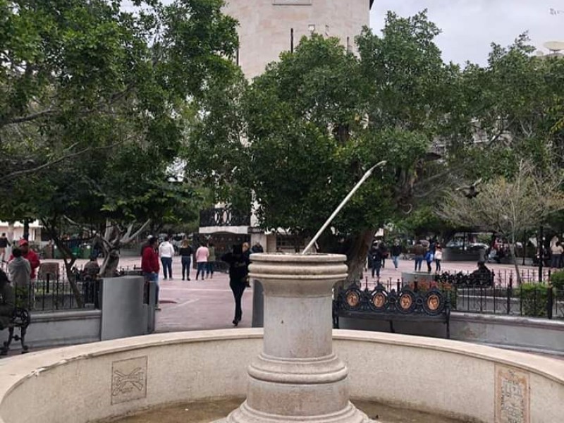 Colocarán estatuas originales en Plaza de Armas