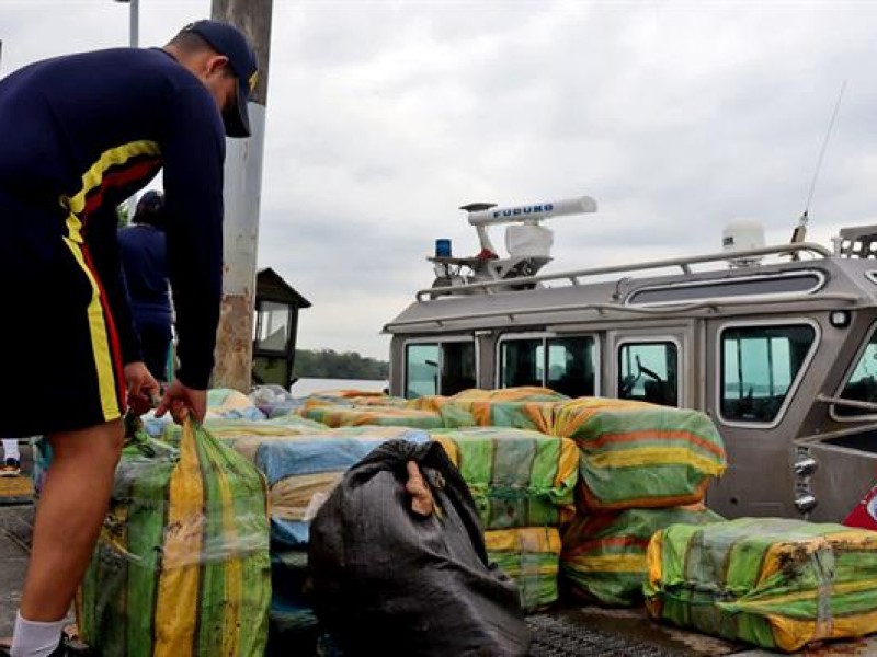 Colombia incauta submarino con  795 kilos de cocaína