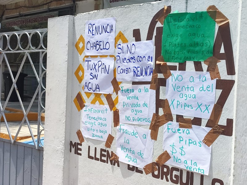 Colonos de Tuxpan se manifiestan ante escasez de agua potable