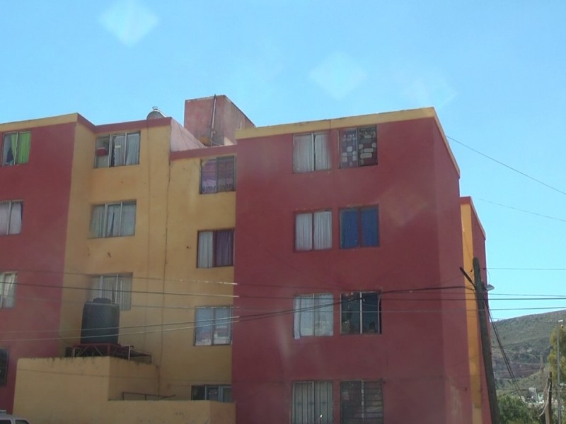 Colonos en Gavilanes se quejan por falta de agua potable