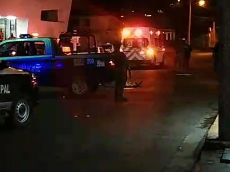 Comandó armado ejecuta un hombre en la calle 14